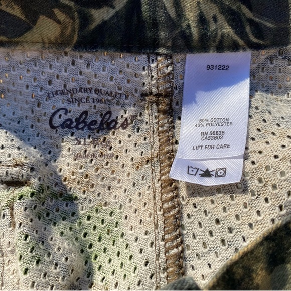 Cabelas XL men’s camo pants - Picture 3 of 3